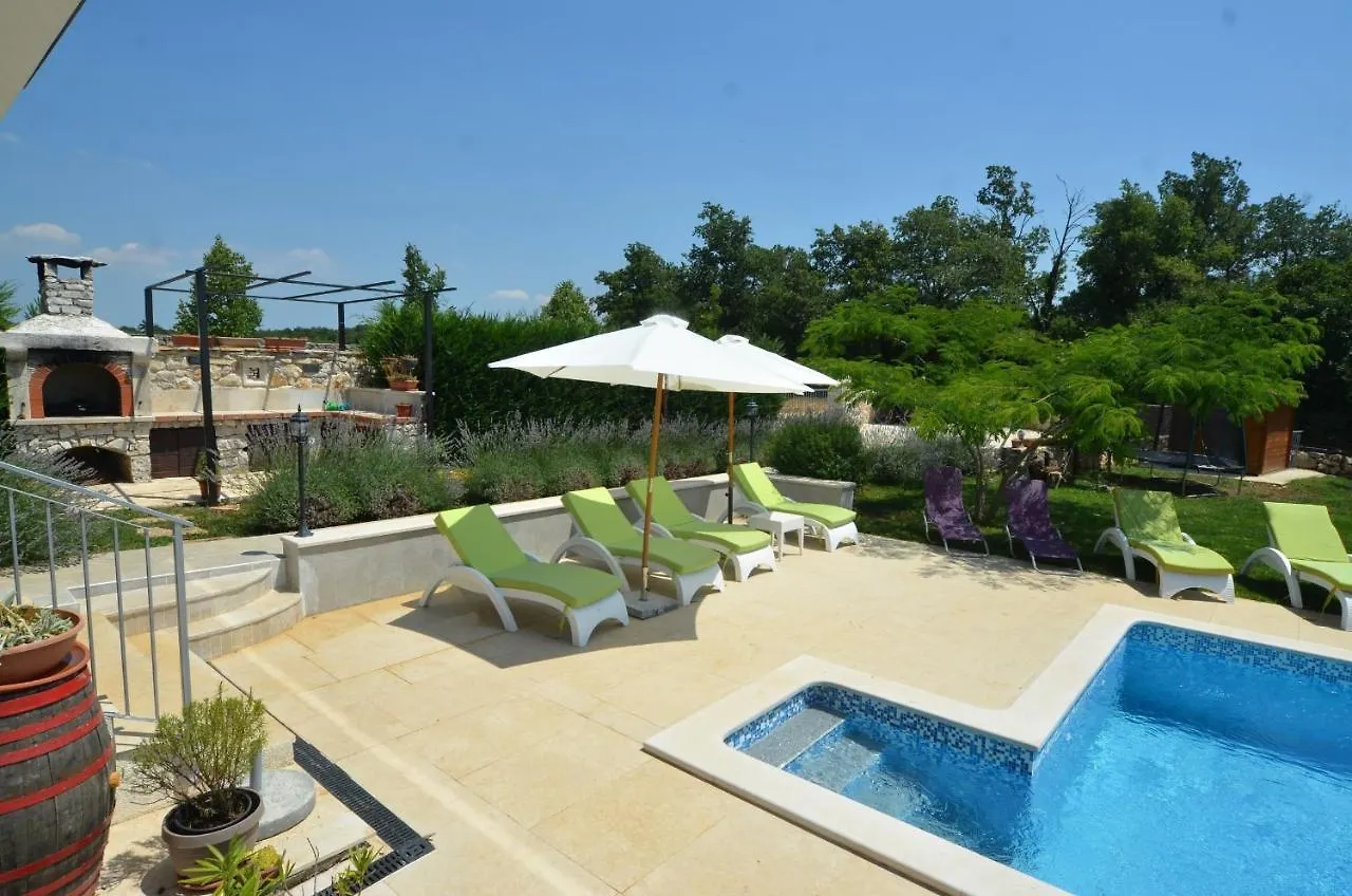 Villa Margherita Kanfanar 0*,  Kroatien